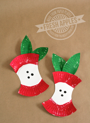 Mini Paper Plate Apples #preschool #applecraft #backtoschool #fall #apples