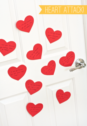 Heart Attack Door for Valentines on PagingSupermom.com #valentines #valentinesmorning